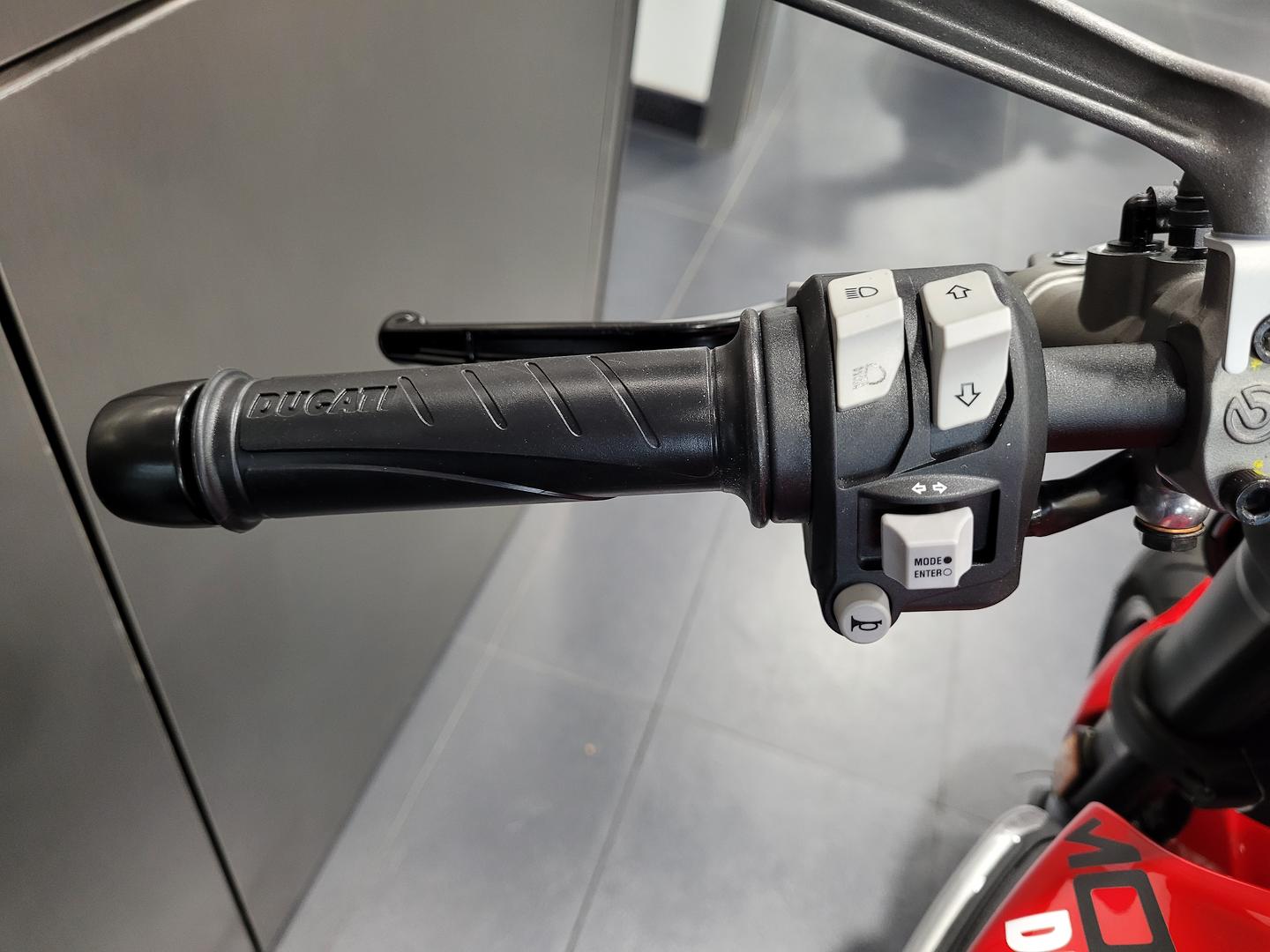 2022 DUCATI MONSTER + 937 ROAD