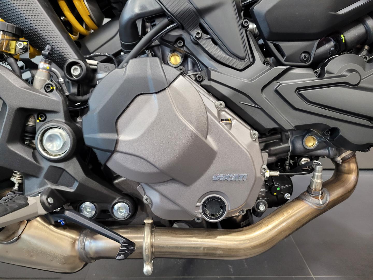 2022 DUCATI MONSTER + 937 ROAD