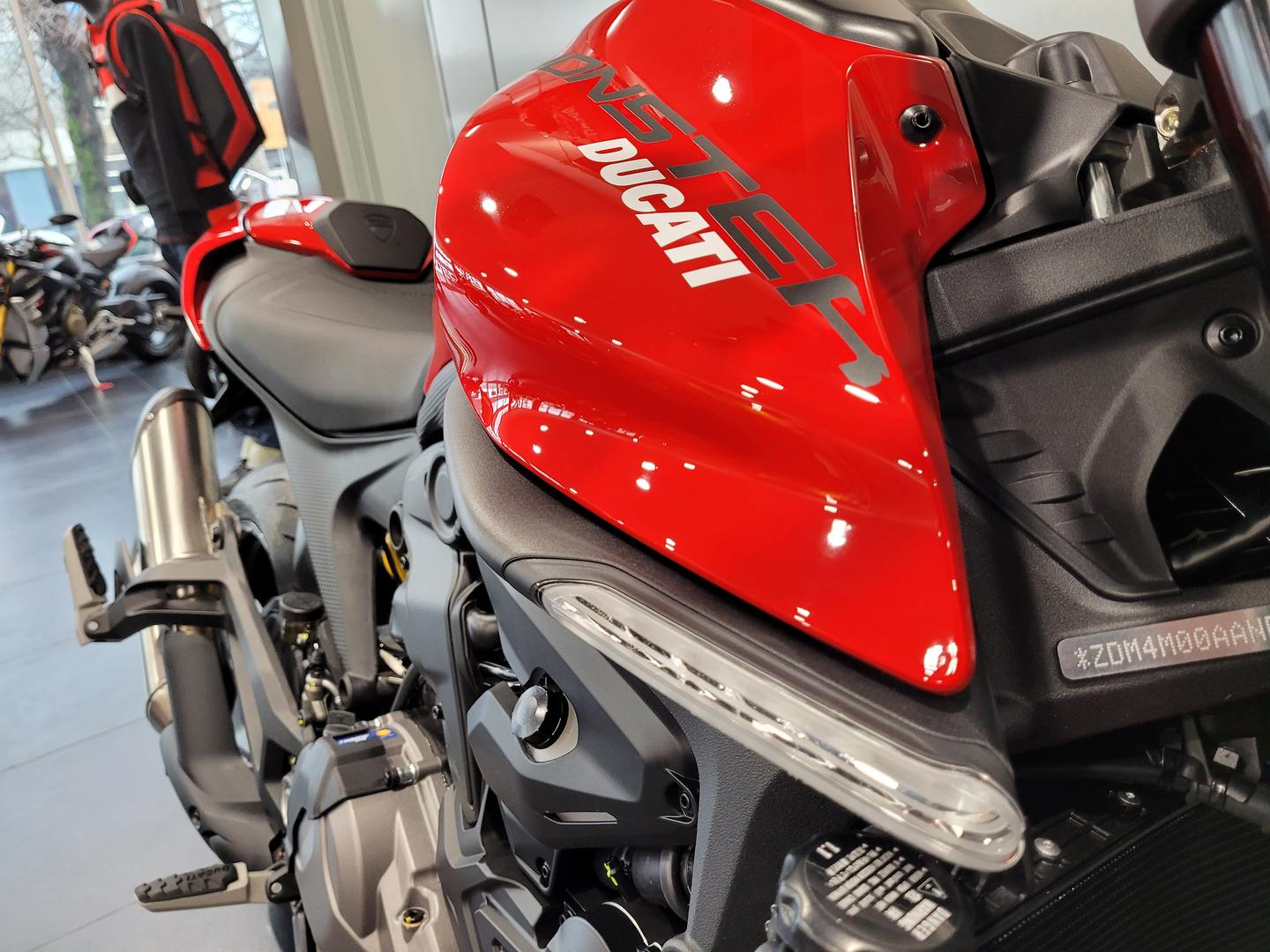 2022 DUCATI MONSTER + 937 ROAD
