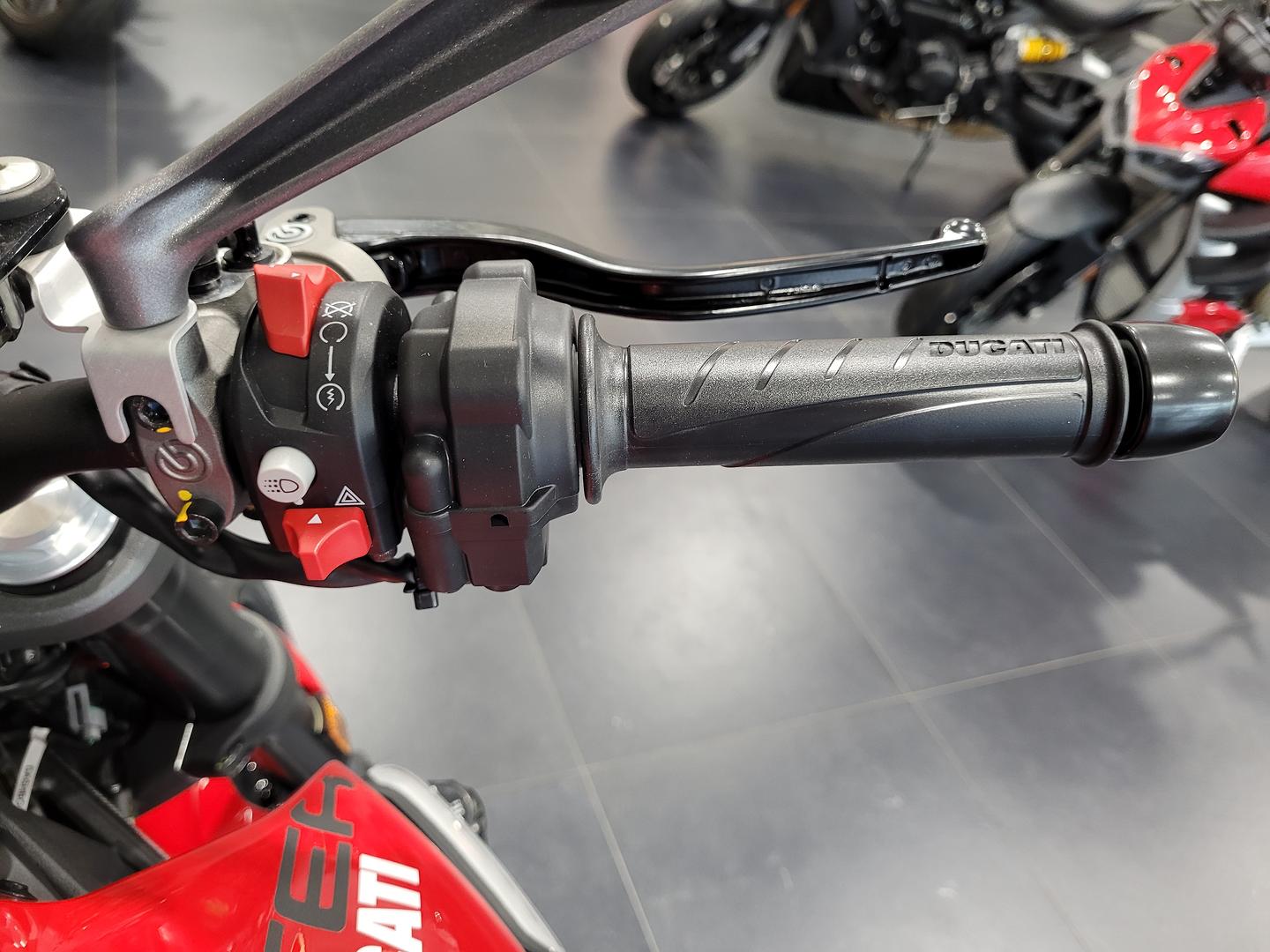 2022 DUCATI MONSTER + 937 ROAD