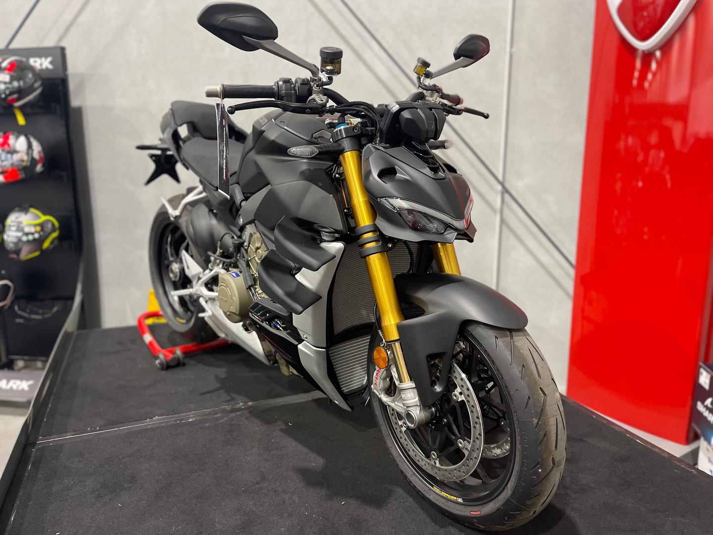 2022 DUCATI STREETFIGHTER V4 S SPORTS