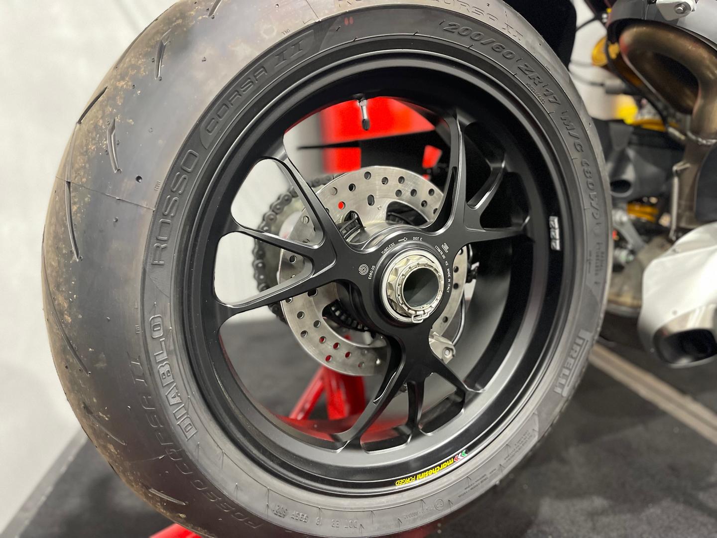 2022 DUCATI STREETFIGHTER V4 S SPORTS