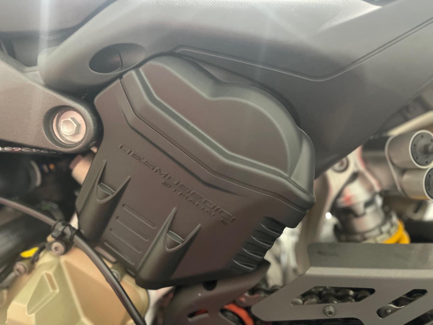 2022 DUCATI STREETFIGHTER V4 S SPORTS