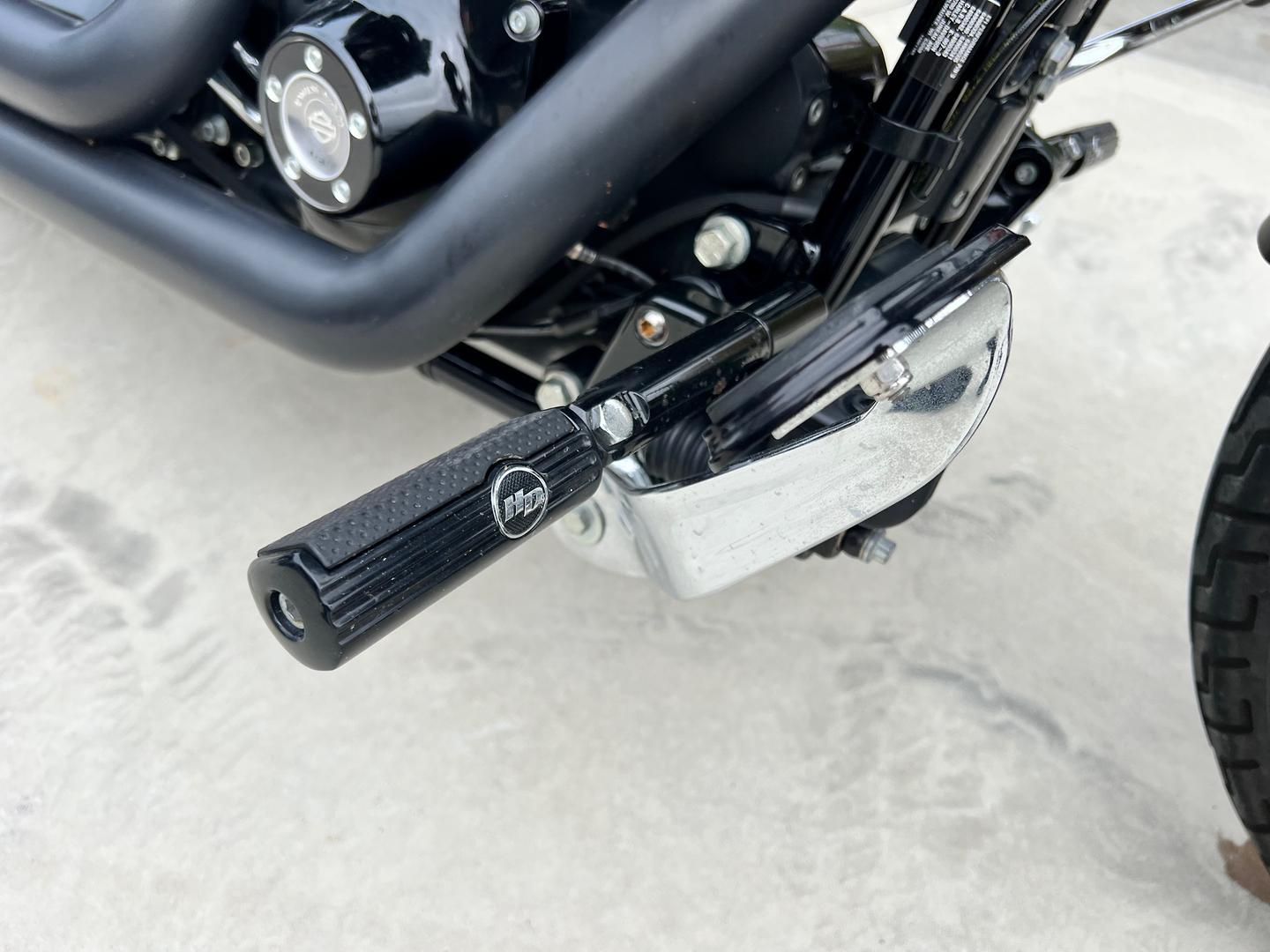 2016 HARLEY-DAVIDSON SOFTAIL SLIM S (FLSS) CRUISER