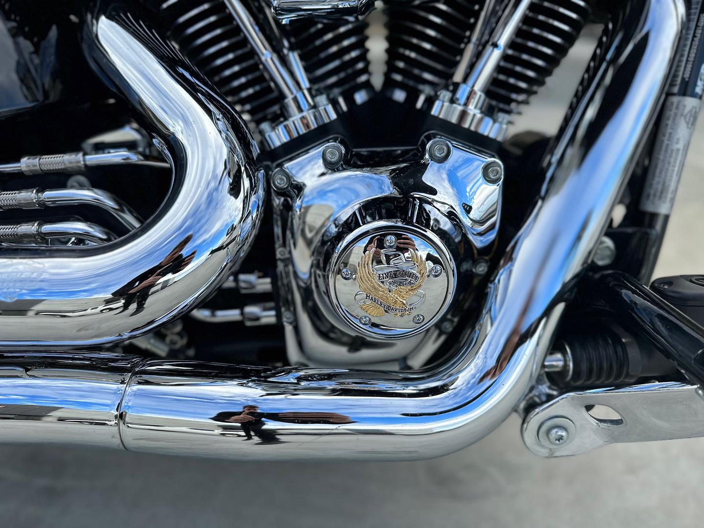 2016 HARLEY-DAVIDSON BREAKOUT 103 (FXSB) CRUISER