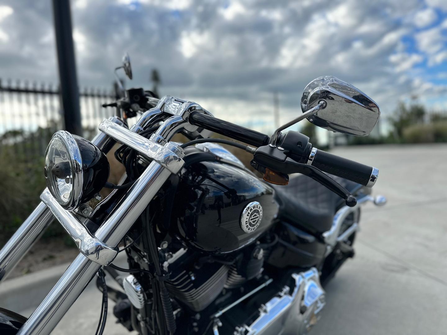 2016 HARLEY-DAVIDSON BREAKOUT 103 (FXSB) CRUISER