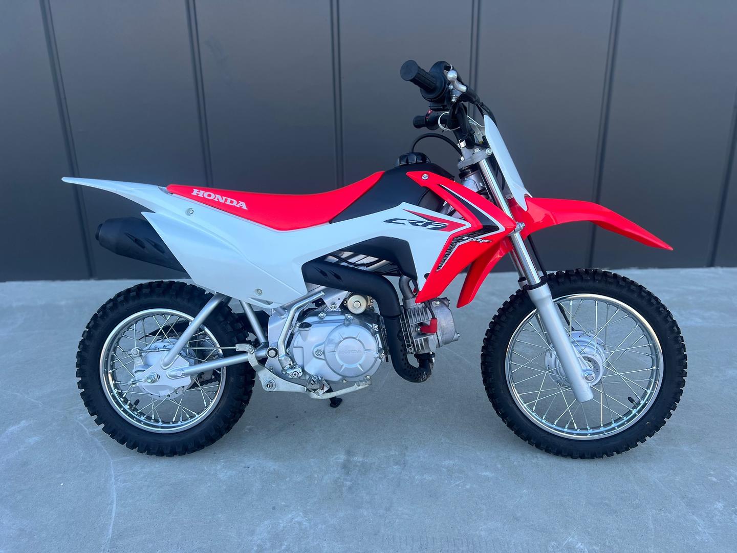 2018 HONDA CRF110F MINI BIKE