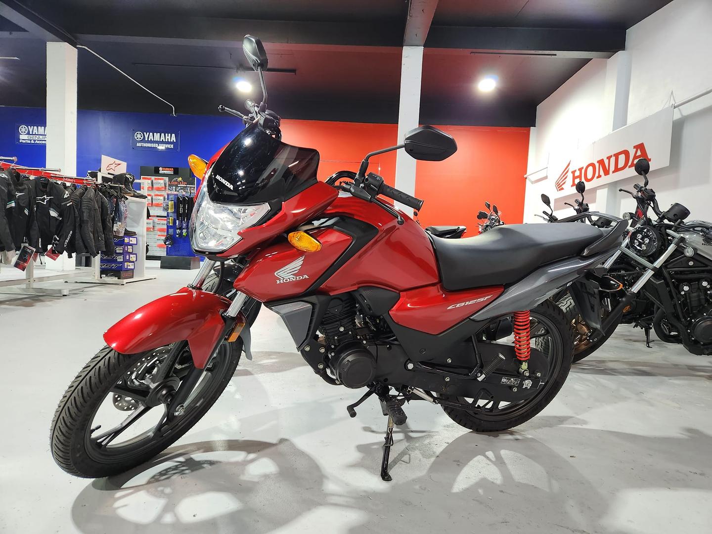 2022 HONDA CB125F (CBF125) ROAD