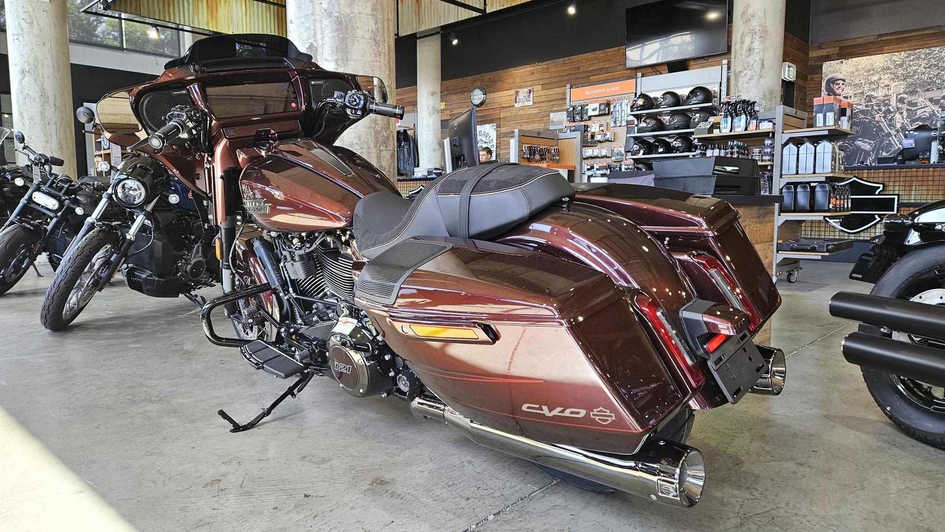 2024 HARLEY-DAVIDSON CVO STREET GLIDE 121 (FLHXSE) TOURER