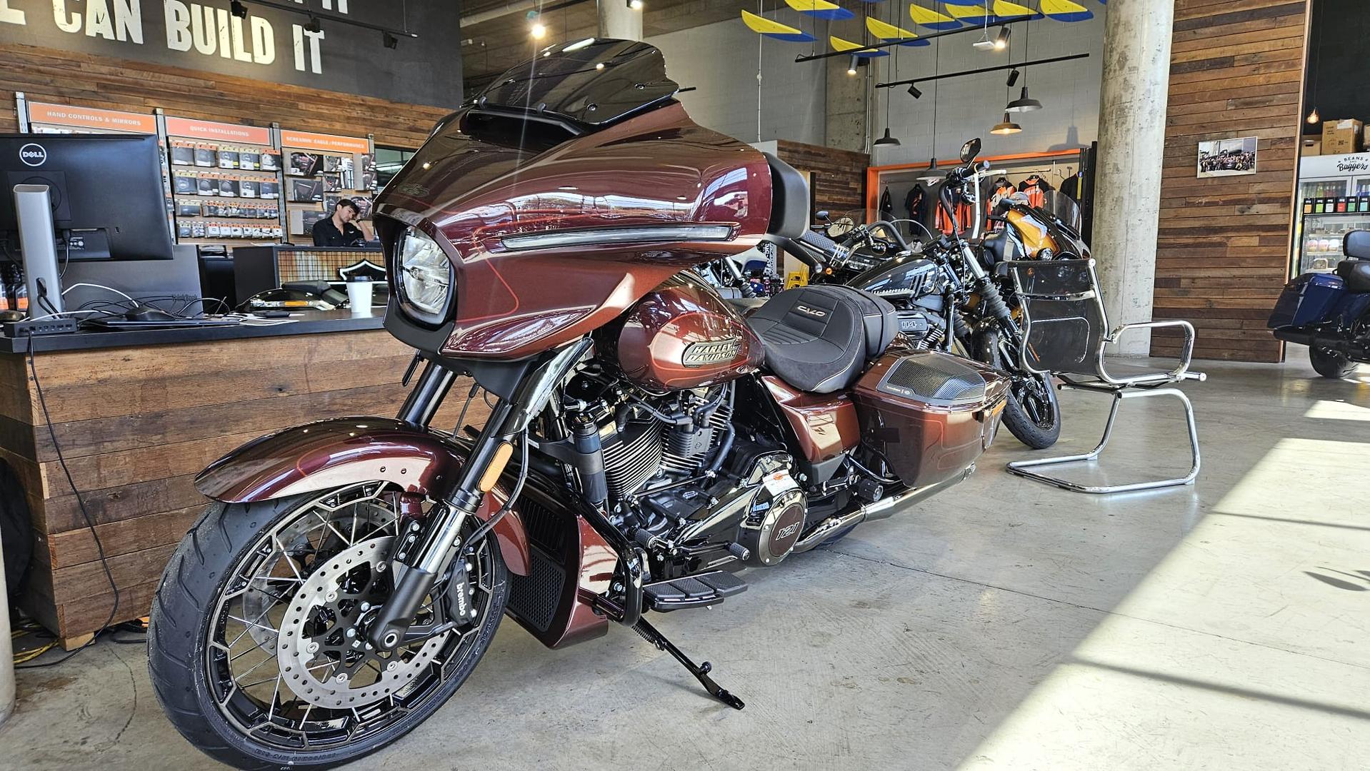 2024 HARLEY-DAVIDSON CVO STREET GLIDE 121 (FLHXSE) TOURER