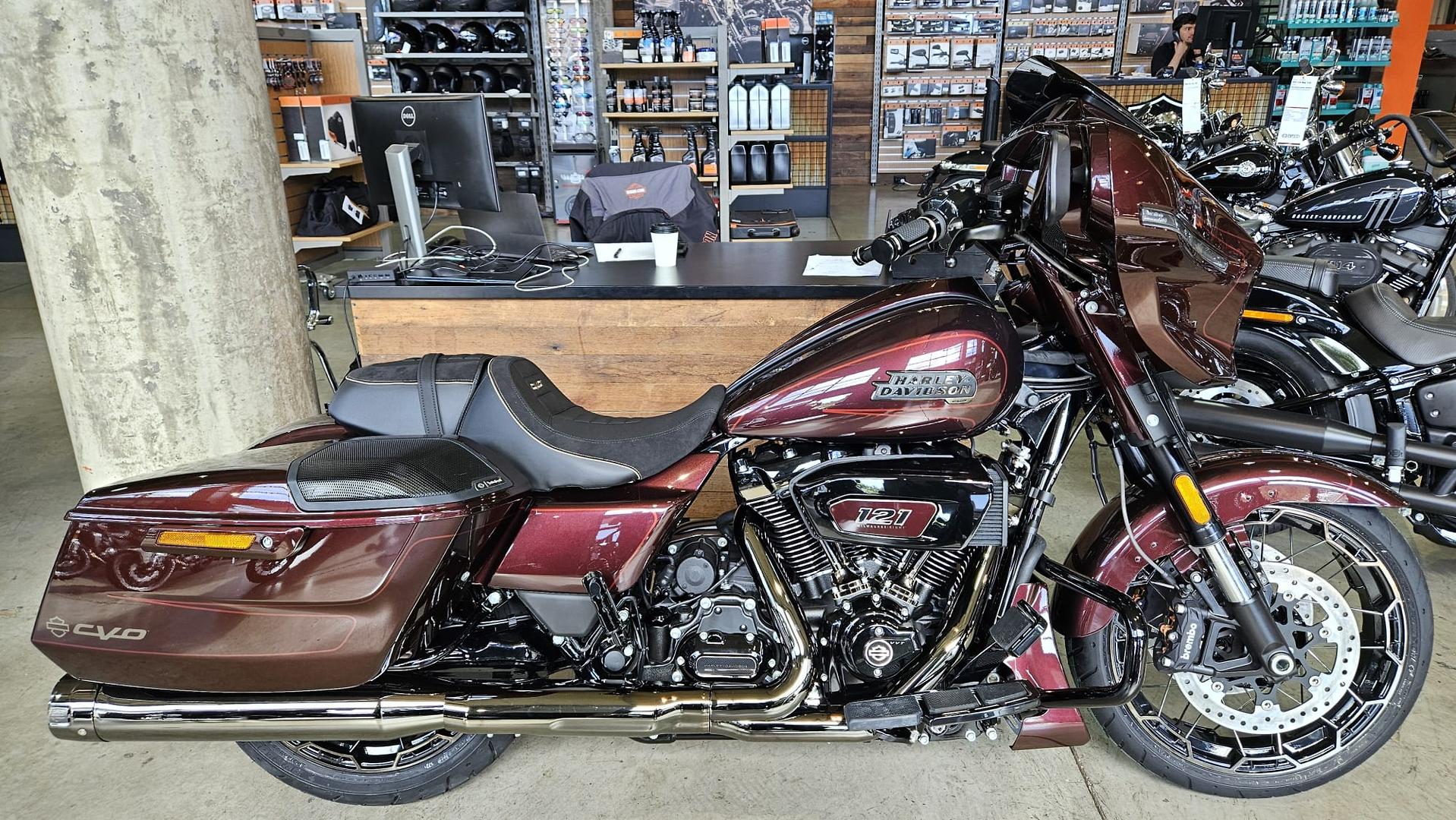 2024 HARLEY-DAVIDSON CVO STREET GLIDE 121 (FLHXSE) TOURER