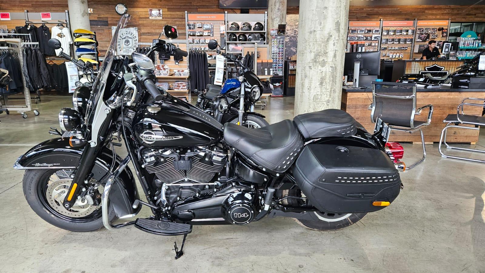 2020 HARLEY-DAVIDSON HERITAGE CLASSIC 114 (FLHCS) CRUISER