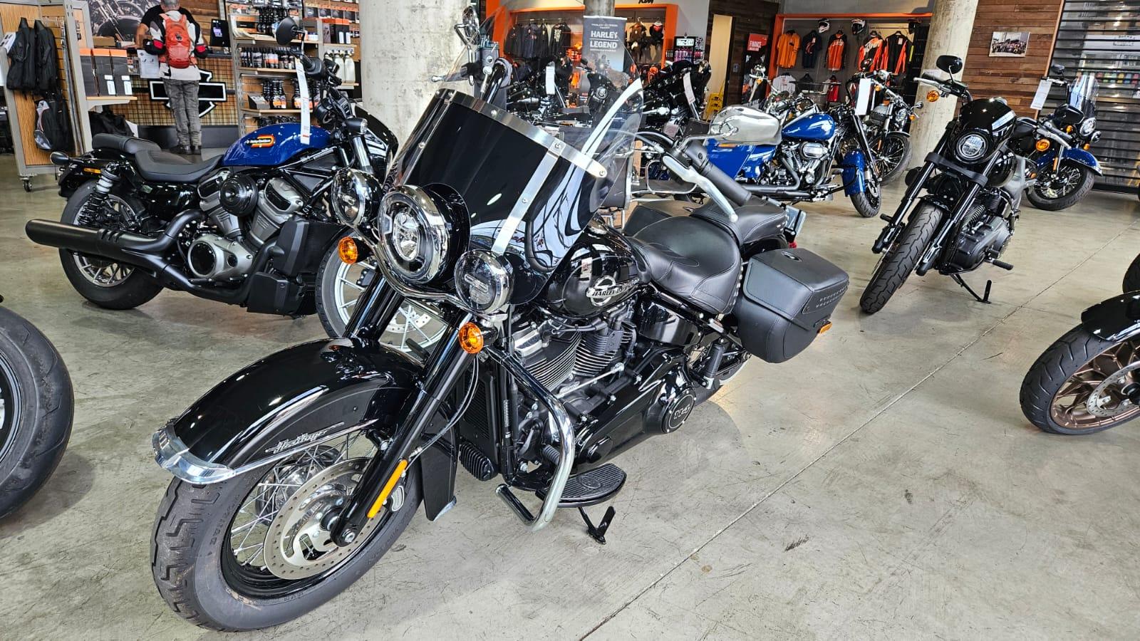 2020 HARLEY-DAVIDSON HERITAGE CLASSIC 114 (FLHCS) CRUISER