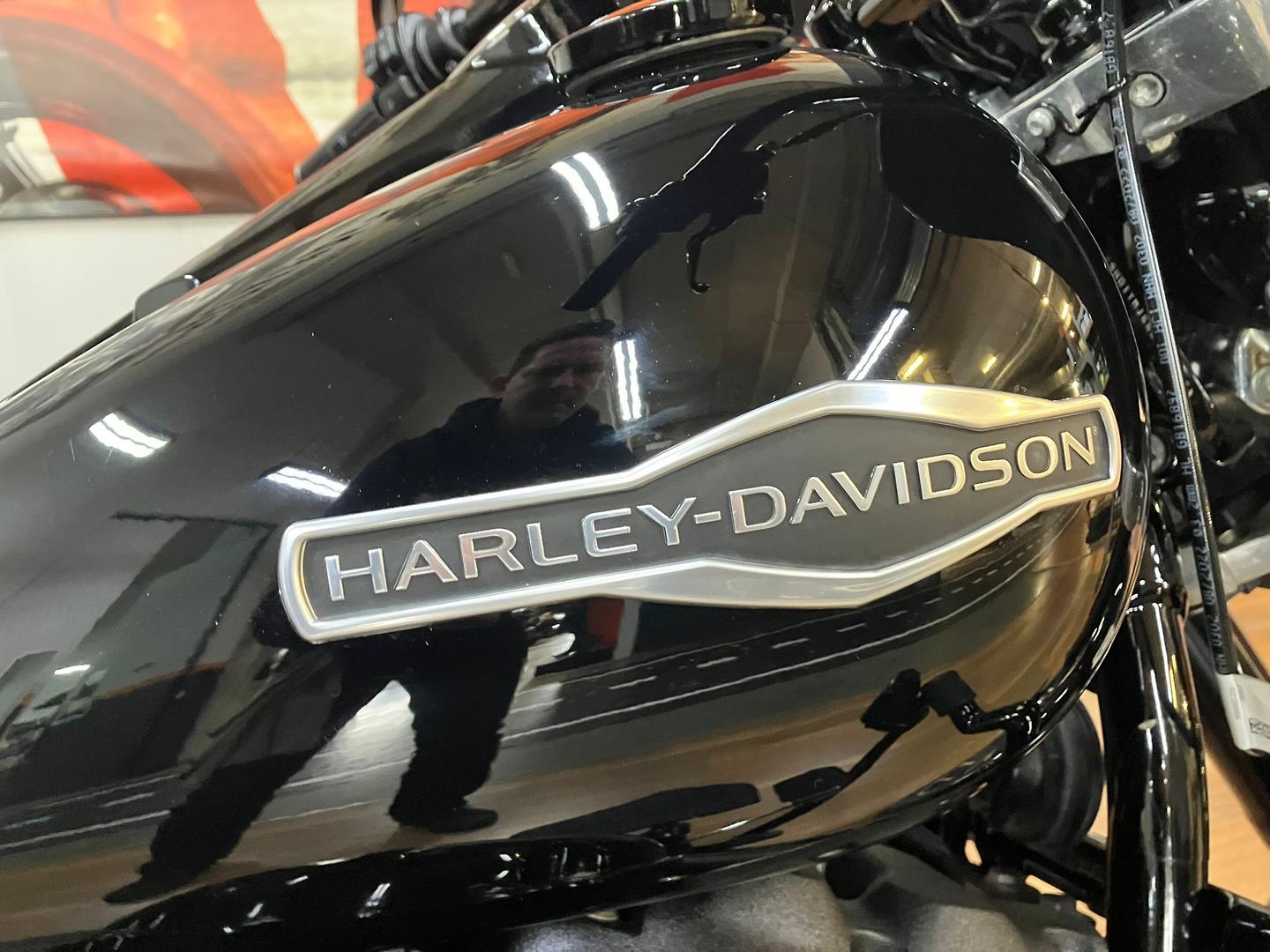 2020 HARLEY-DAVIDSON SPORT GLIDE 107 (FLSB) CRUISER