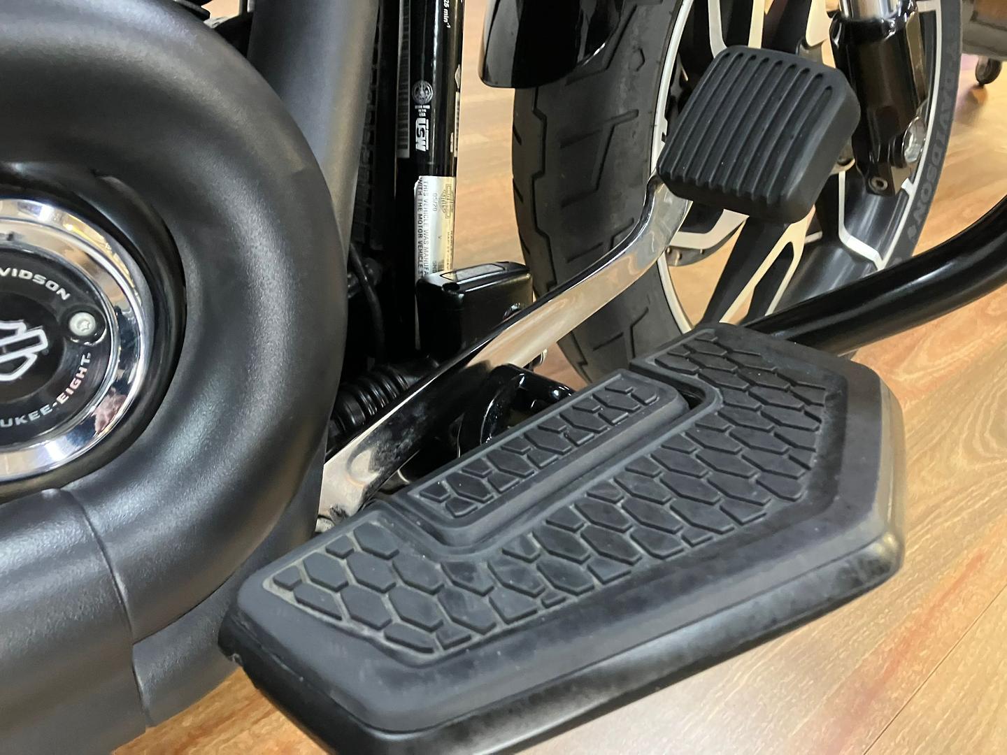 2020 HARLEY-DAVIDSON SPORT GLIDE 107 (FLSB) CRUISER