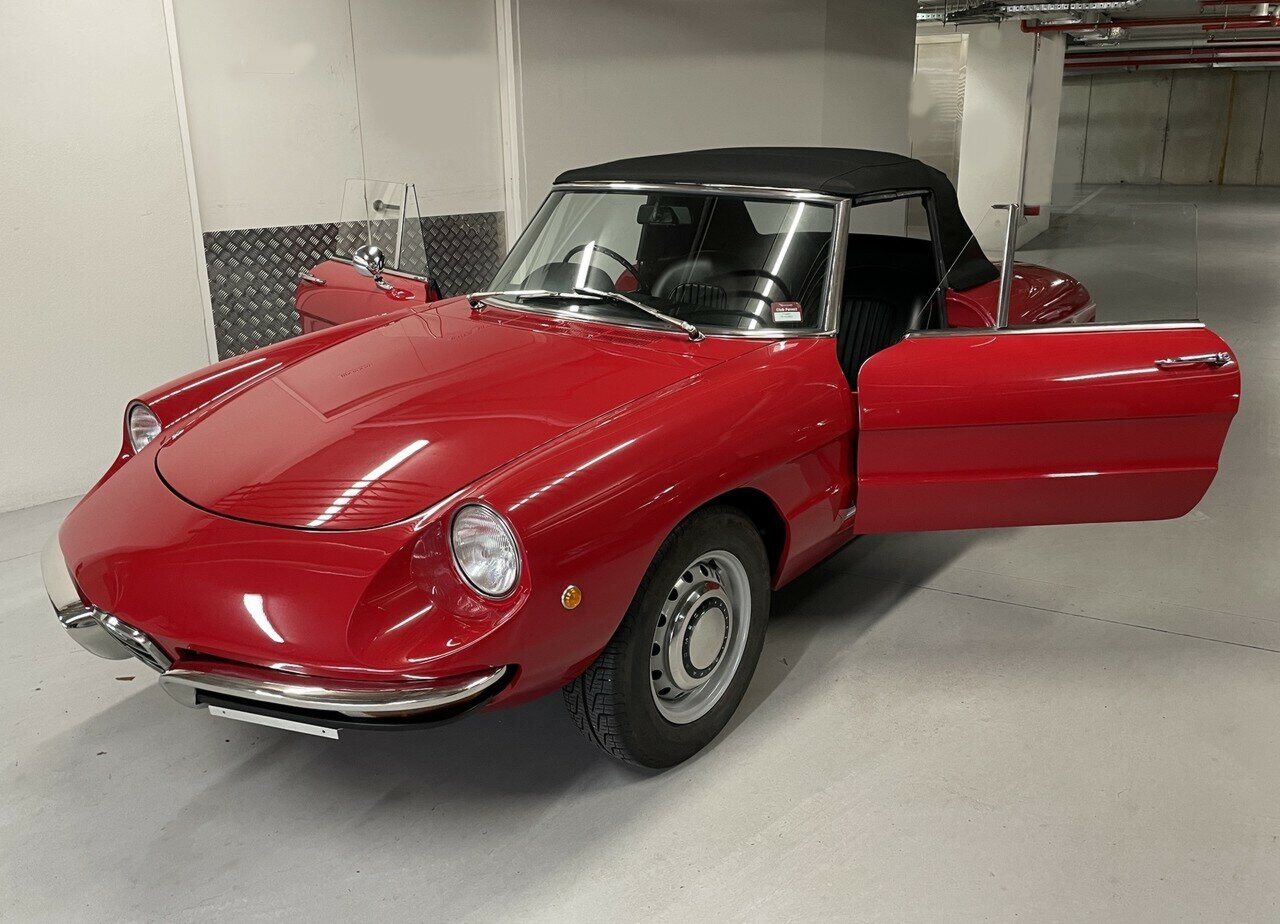 1969 ALFA ROMEO SPIDER 1300 JUNIOR 5 SP MANUAL 2D CONVERTIBLE