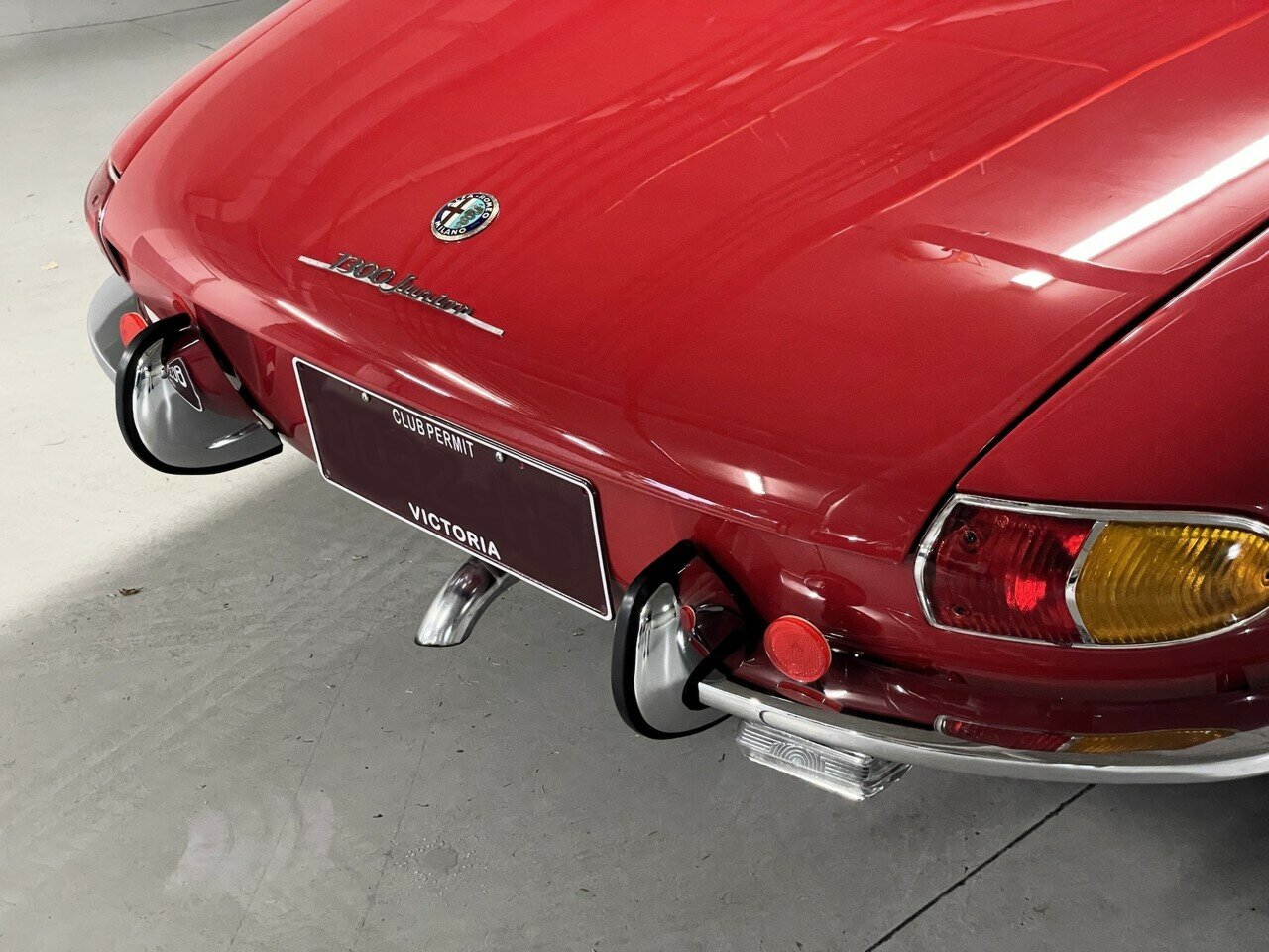 1969 ALFA ROMEO SPIDER 1300 JUNIOR 5 SP MANUAL 2D CONVERTIBLE
