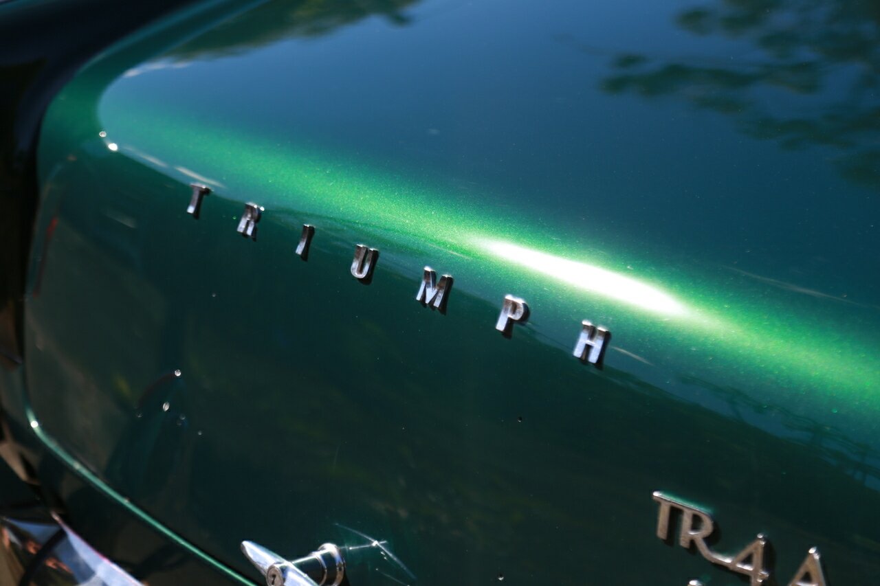 1965 TRIUMPH TR4A IRS 4 SP MANUAL + O/DRIVE 2D CONVERTIBLE