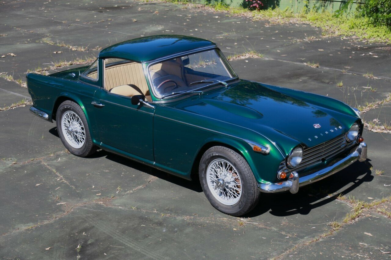 1965 TRIUMPH TR4A IRS 4 SP MANUAL + O/DRIVE 2D CONVERTIBLE