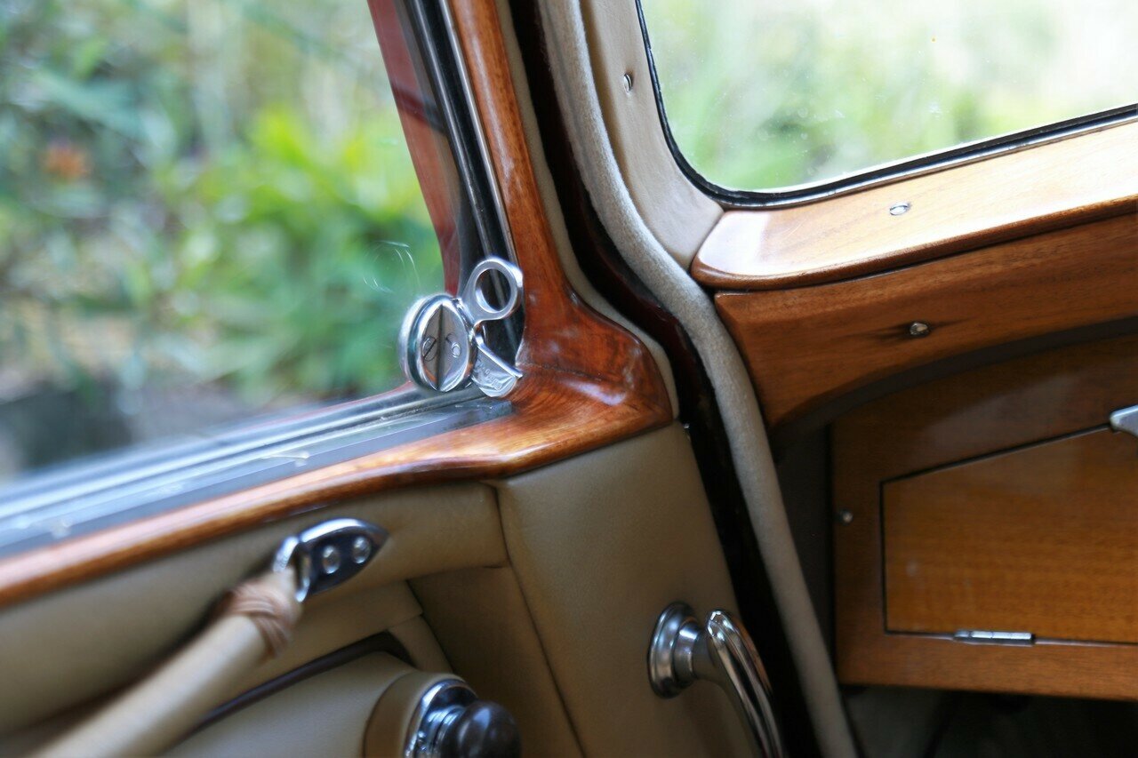 1949 BRISTOL 400 COUPE