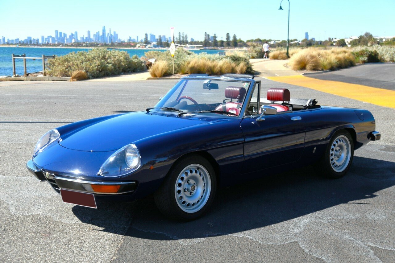 1975 ALFA ROMEO SPIDER 2000 VELOCE 5 SP MANUAL 2D ROADSTER