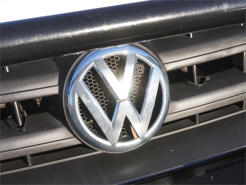 2011 VOLKSWAGEN AMAROK 2H MY12 TDI400 (4x4) 6 SP MANUAL DUAL C/CHAS