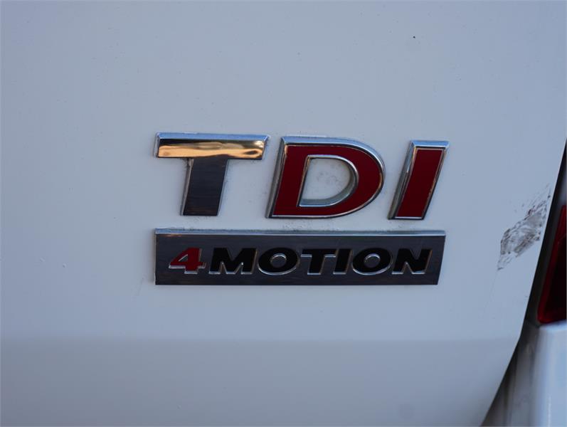 2011 VOLKSWAGEN AMAROK 2H MY12 TDI400 (4x4) 6 SP MANUAL DUAL C/CHAS