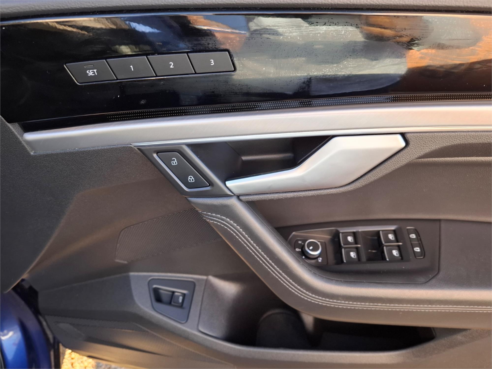 2019 VOLKSWAGEN TOUAREG MY20 190TDI PREMIUM 8 SP AUTOMATIC 4D WAGON
