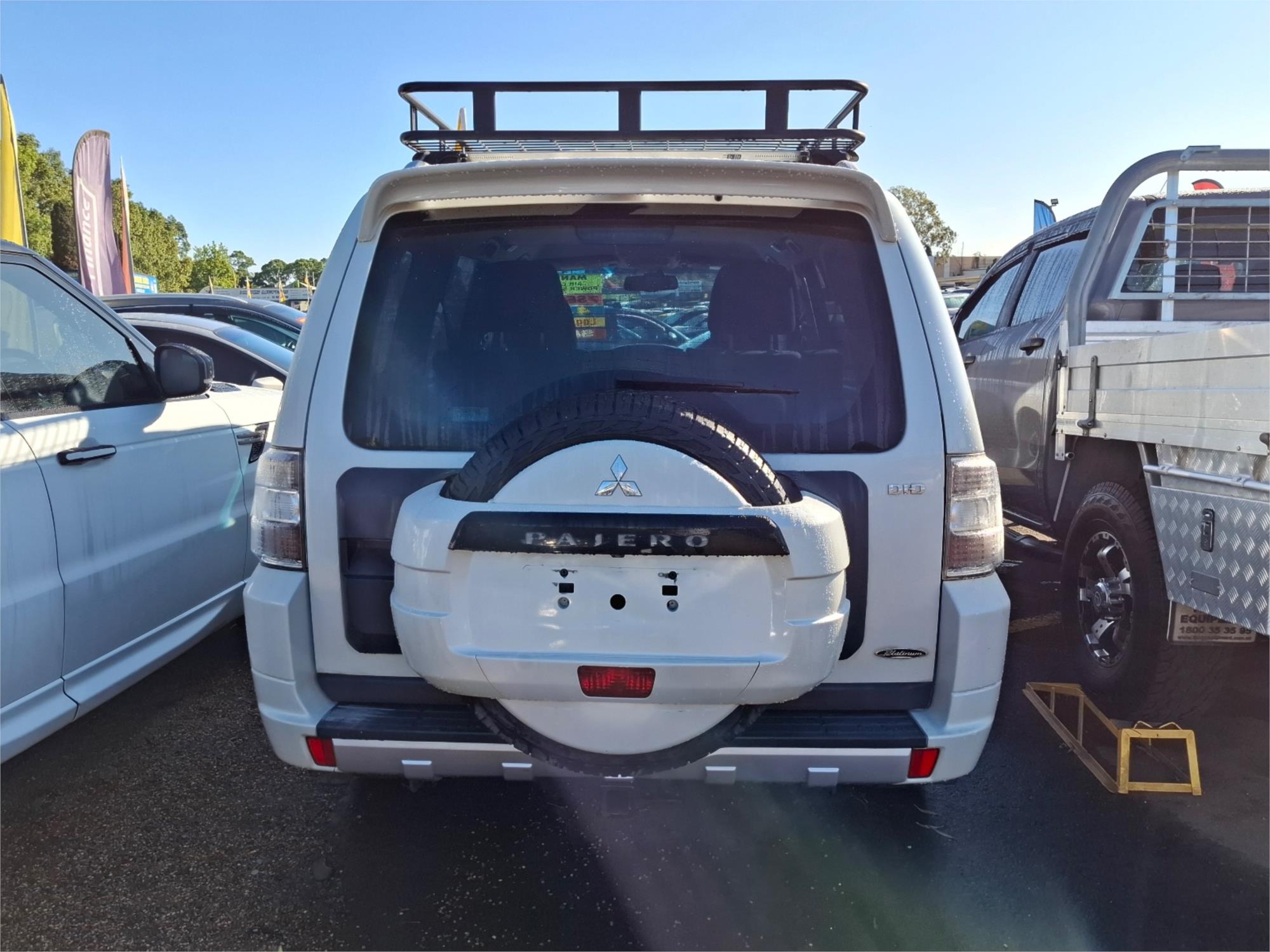 2011 MITSUBISHI PAJERO NW MY12 PLATINUM EDITION 5 SP MANUAL 4D WAGON