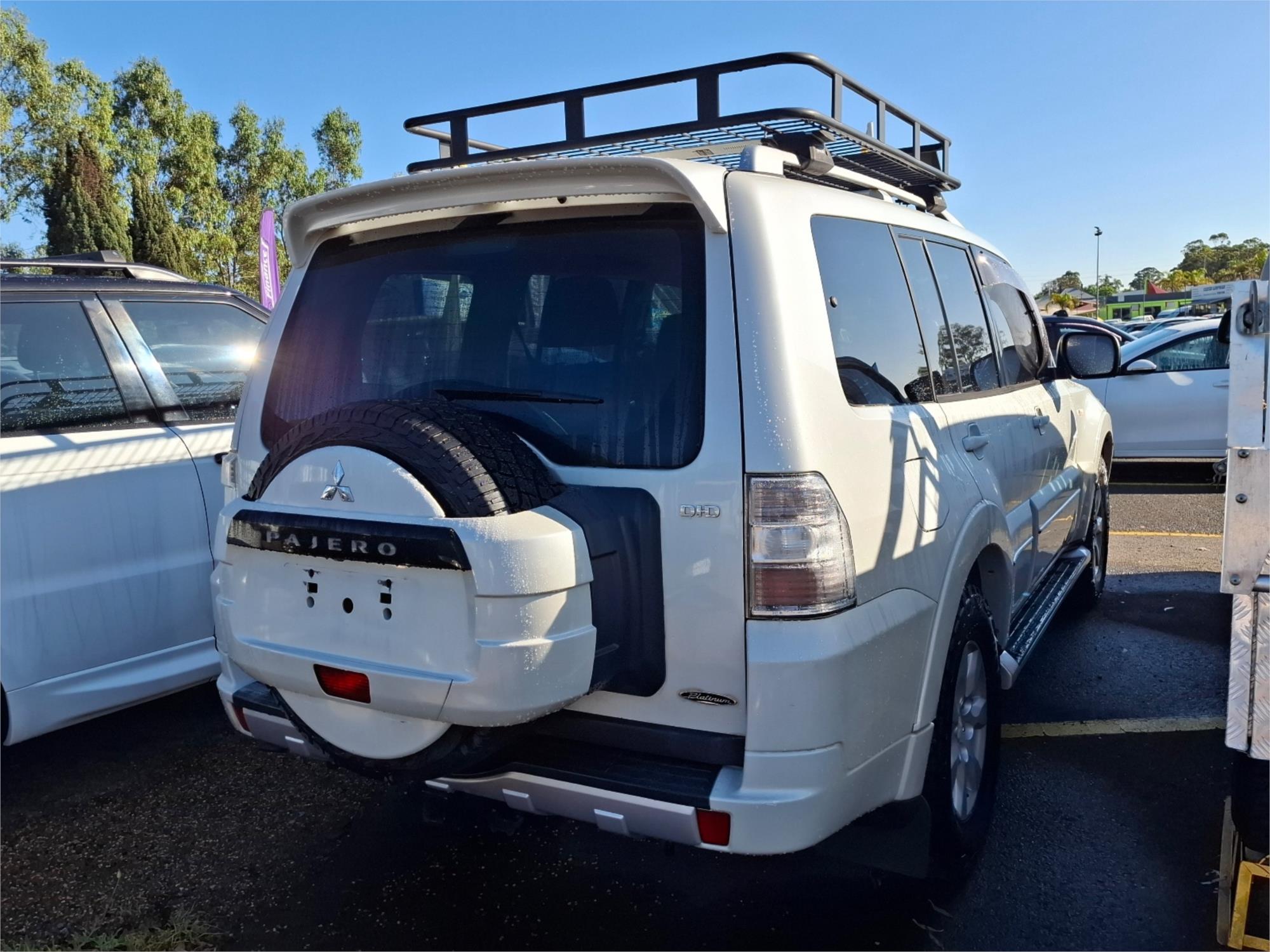 2011 MITSUBISHI PAJERO NW MY12 PLATINUM EDITION 5 SP MANUAL 4D WAGON