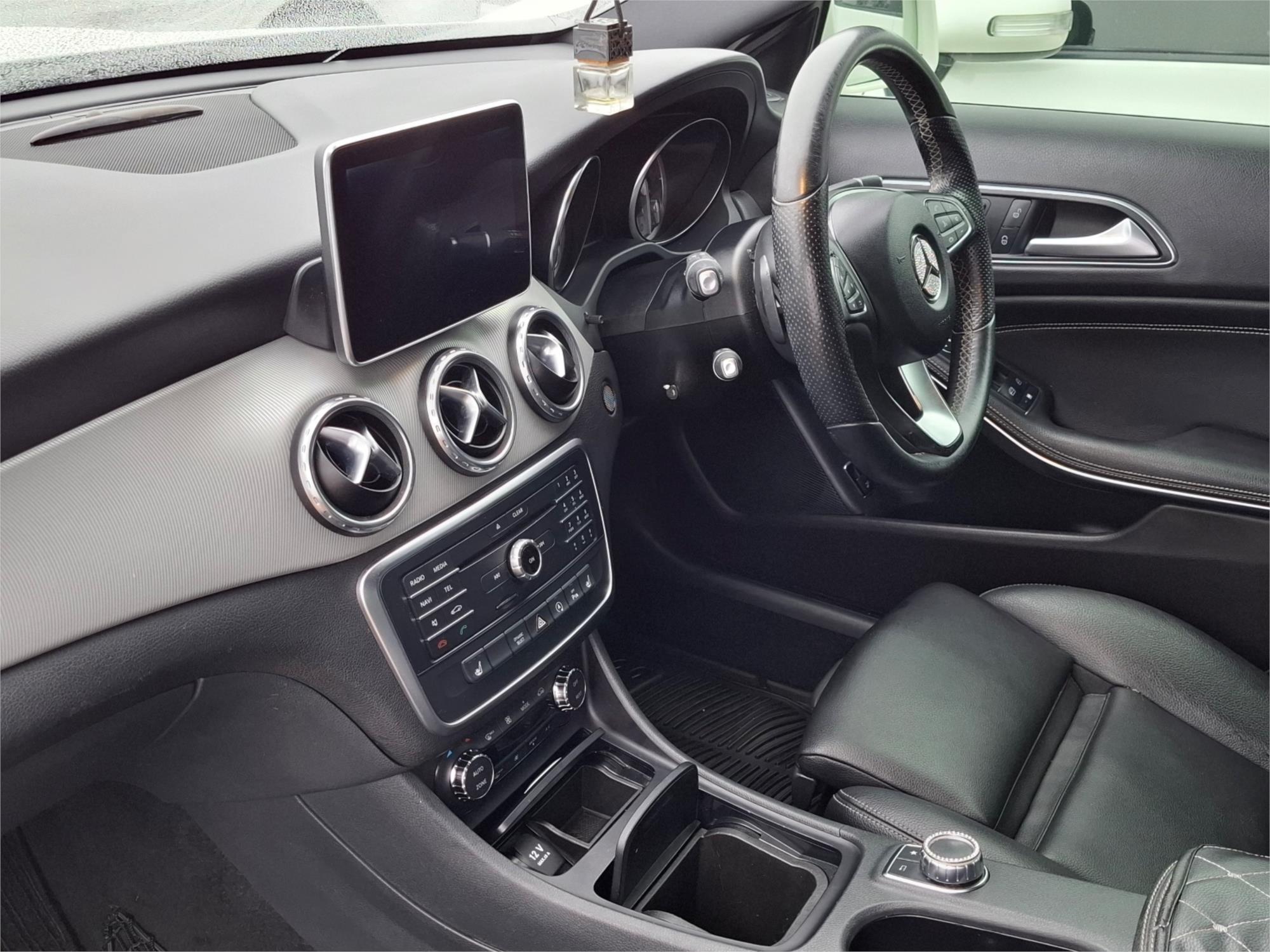 2016 MERCEDES-BENZ GLA X156 MY16 200 d 7 SP AUTO DUAL CLUTCH 4D WAGON