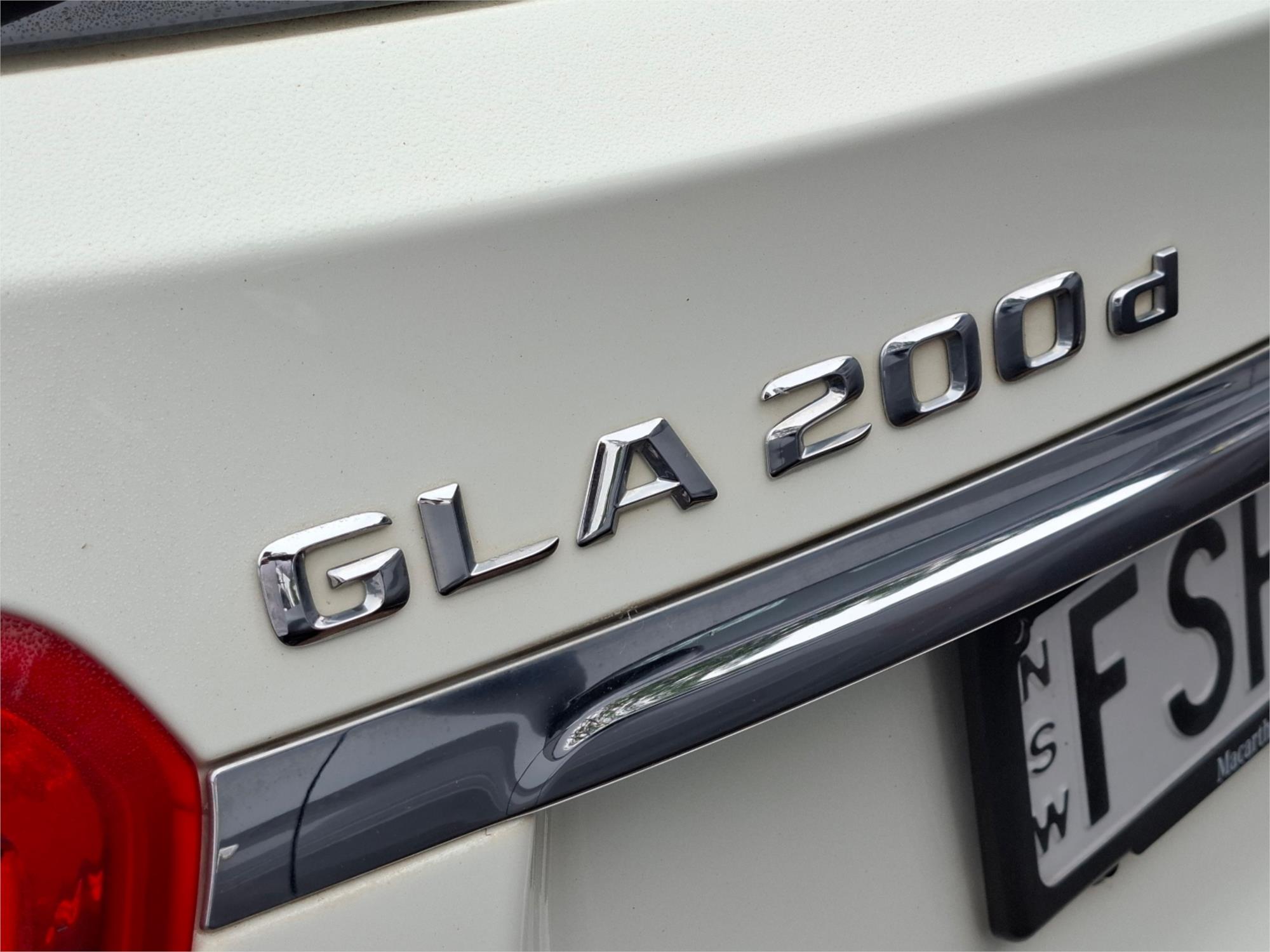 2016 MERCEDES-BENZ GLA X156 MY16 200 d 7 SP AUTO DUAL CLUTCH 4D WAGON