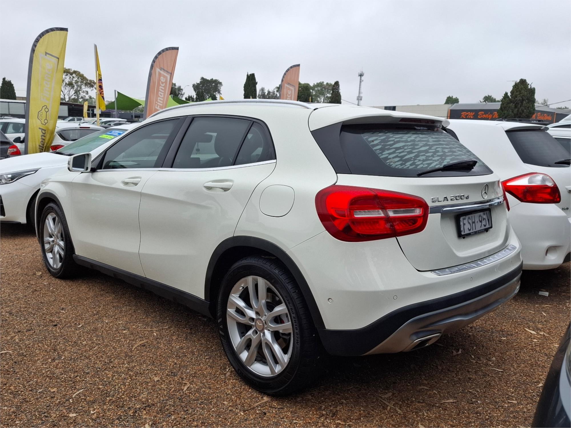2016 MERCEDES-BENZ GLA X156 MY16 200 d 7 SP AUTO DUAL CLUTCH 4D WAGON