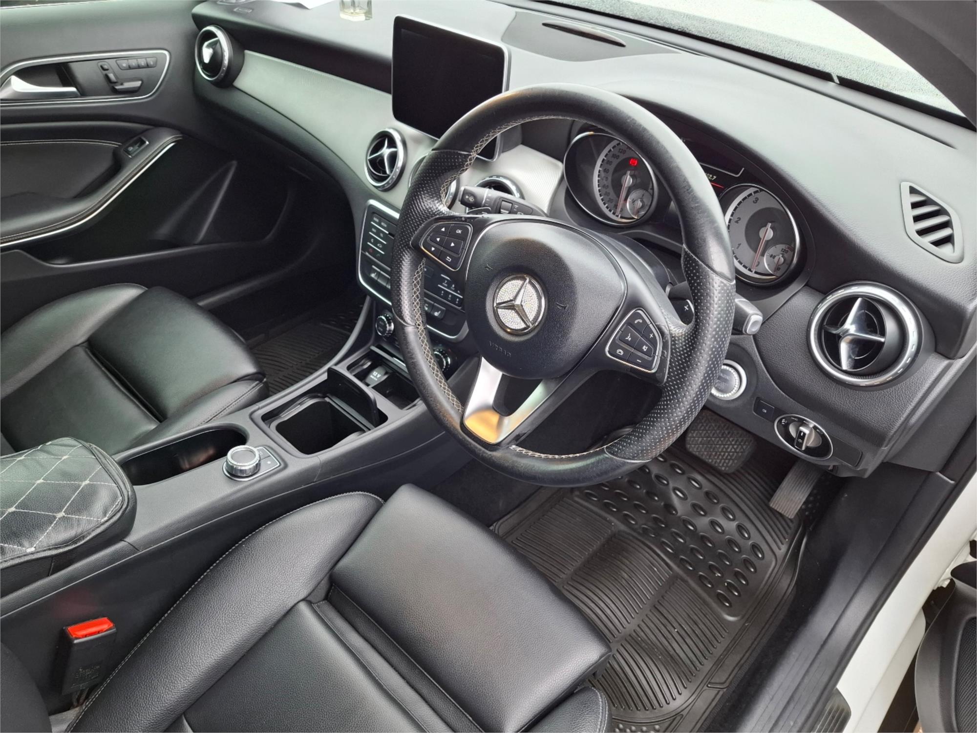 2016 MERCEDES-BENZ GLA X156 MY16 200 d 7 SP AUTO DUAL CLUTCH 4D WAGON