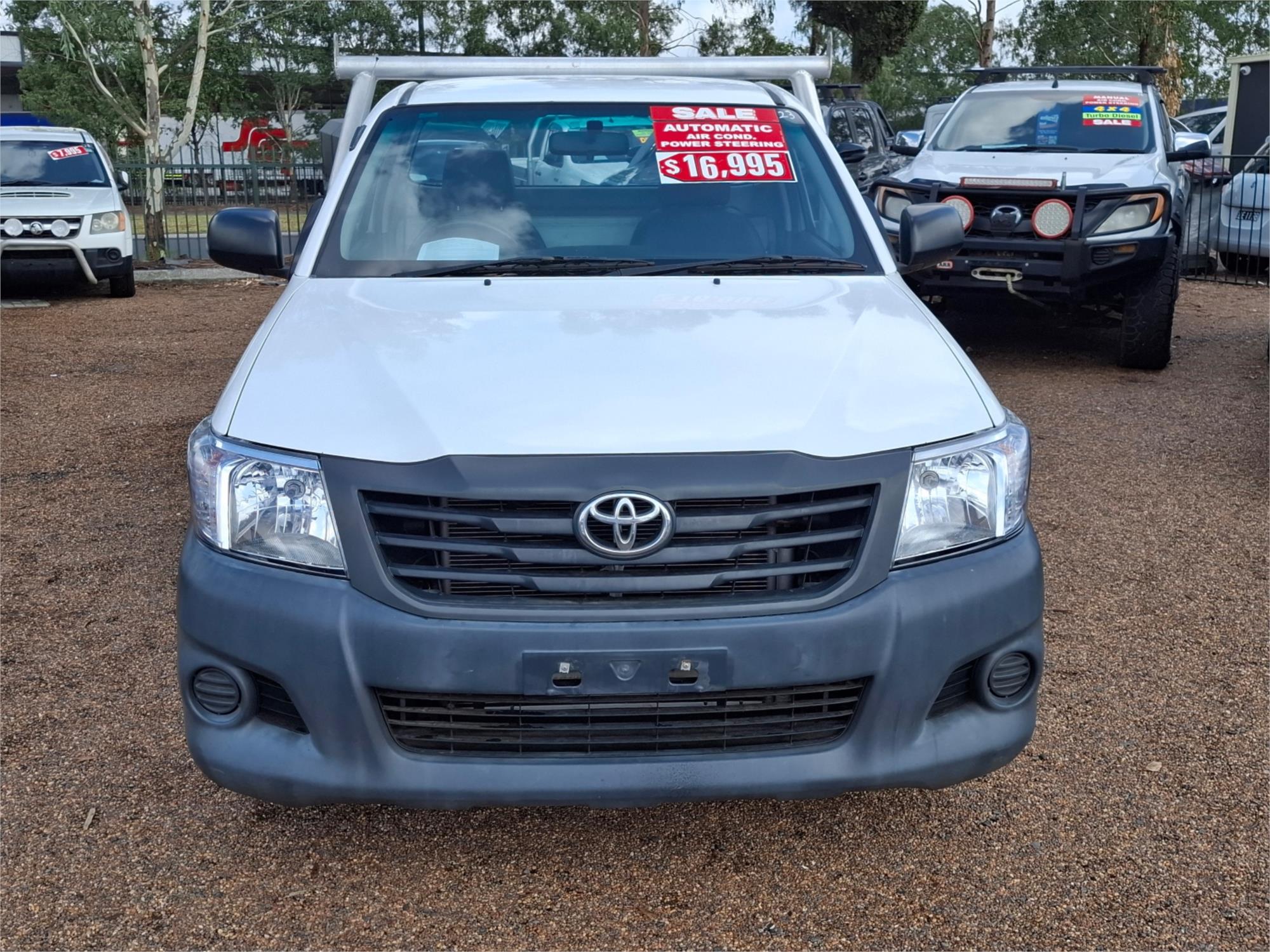 2015 TOYOTA HILUX TGN16R WORKMATE AUTOMATIC CAB CHASSIS
