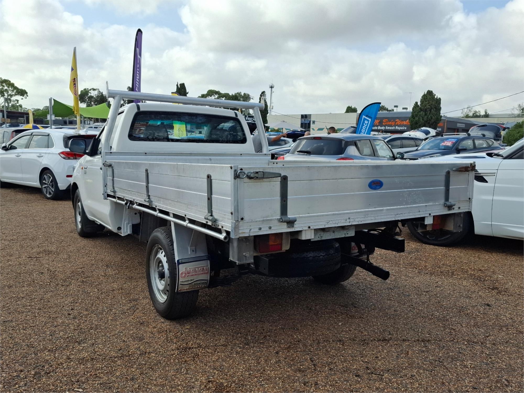 2015 TOYOTA HILUX TGN16R WORKMATE AUTOMATIC CAB CHASSIS