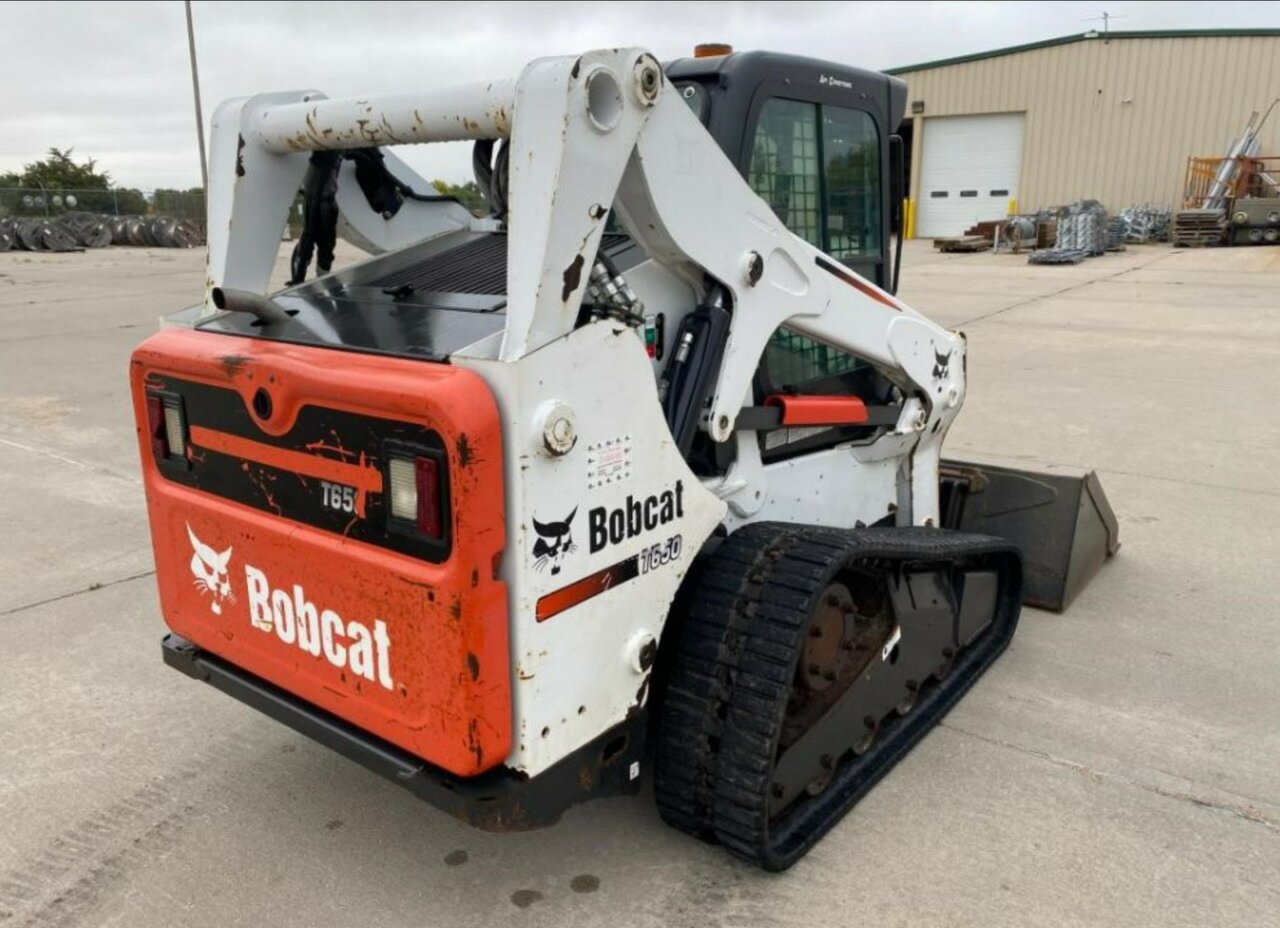 2011 BOBCAT T650 LOADER (WHEELED)