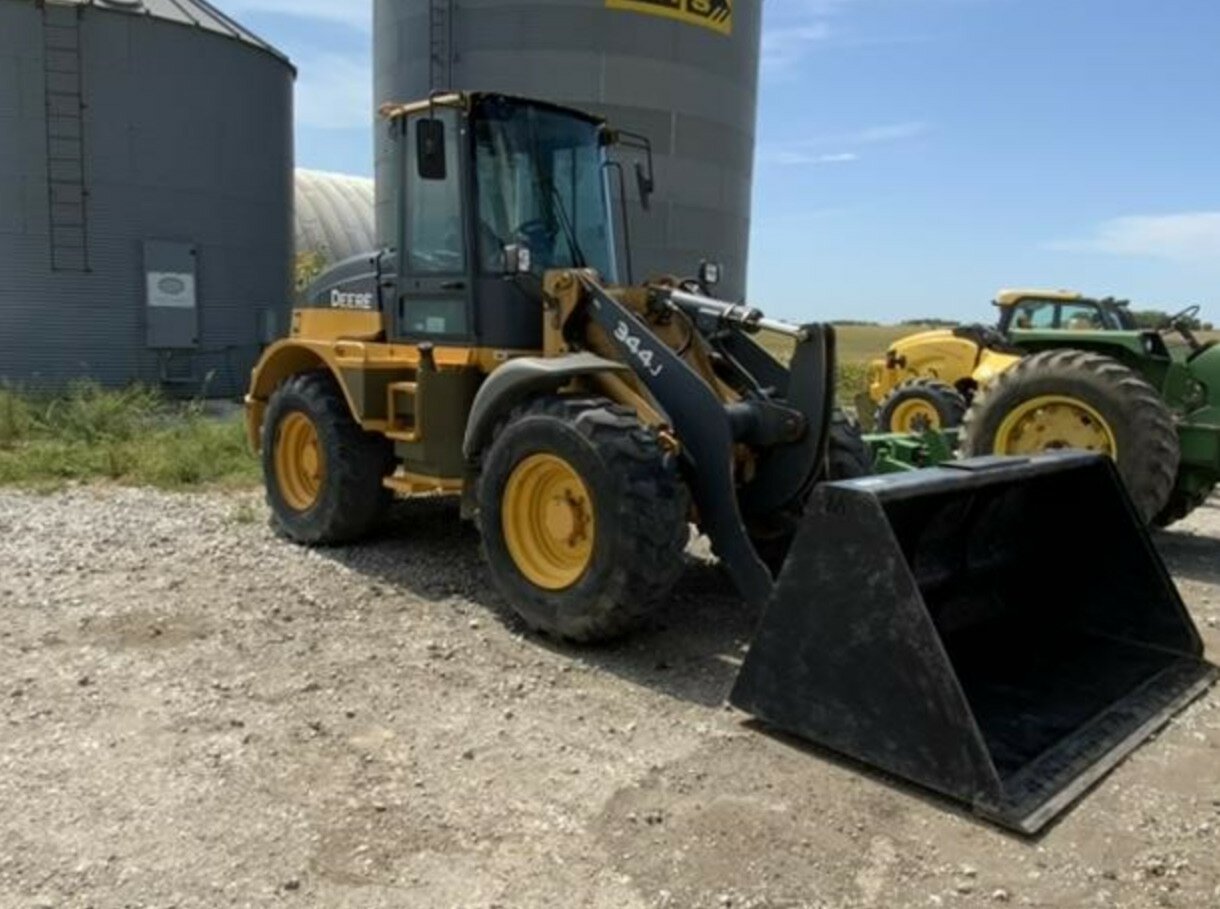 2010 JOHN DEERE 344J LOADER (WHEELED)