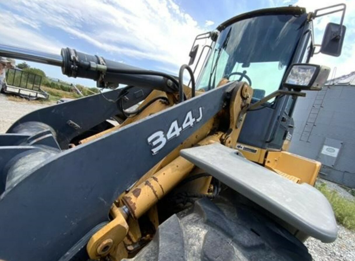 2010 JOHN DEERE 344J LOADER (WHEELED)