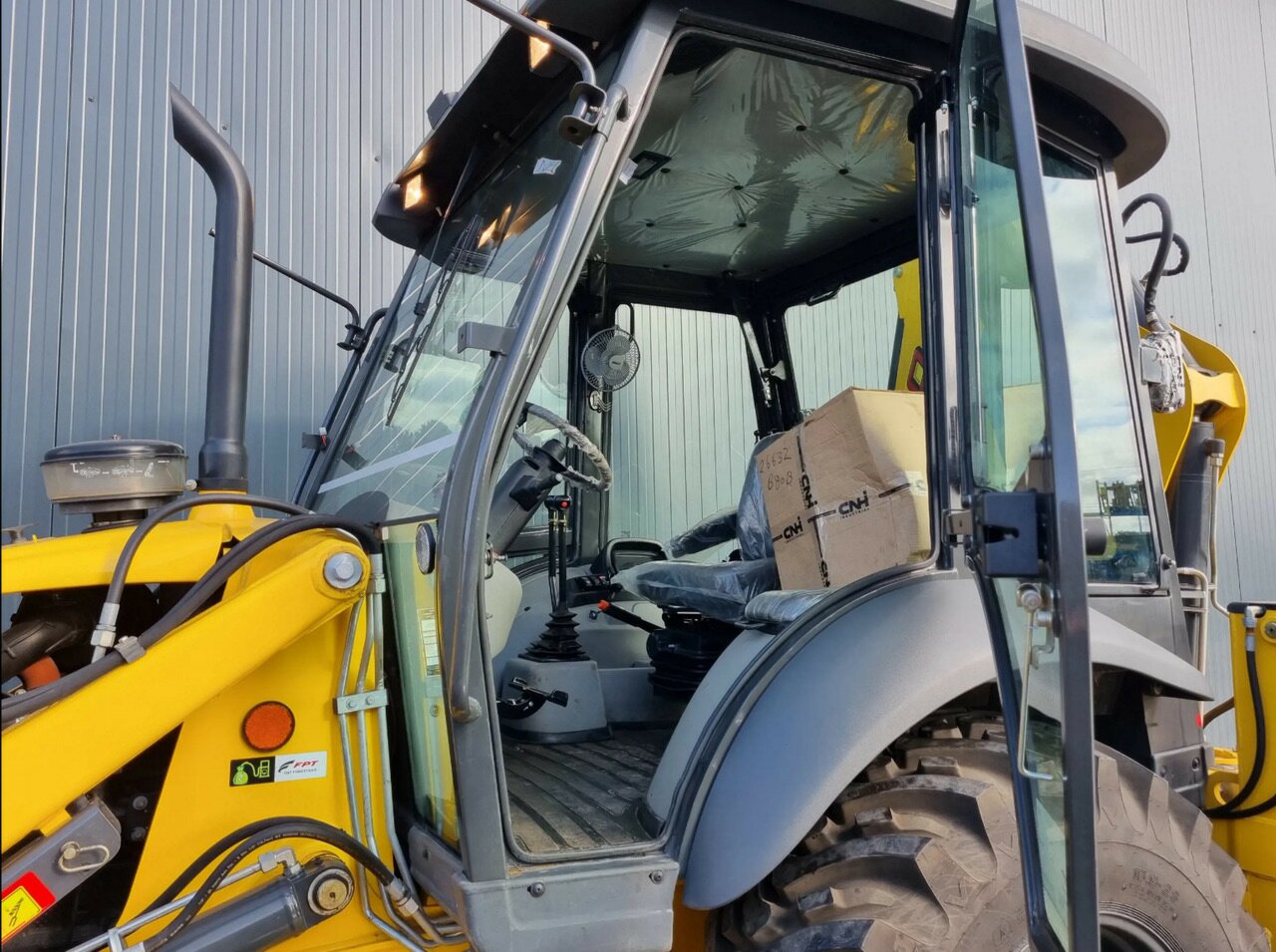 2022 NEW HOLLAND B 80B LOADER (BACKHOE)