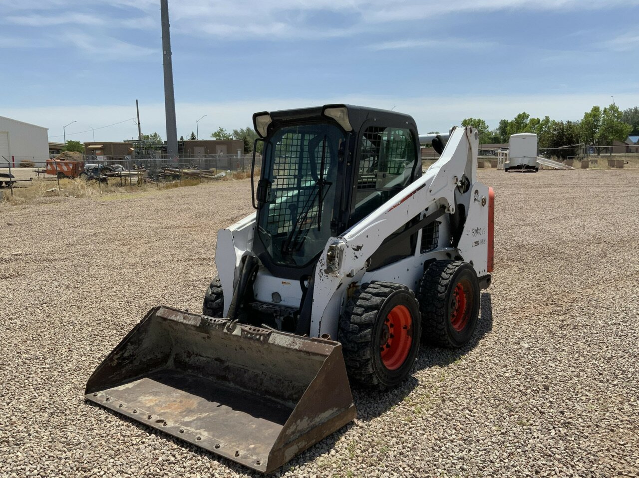 2015 BOBCAT S590 SKID STEER