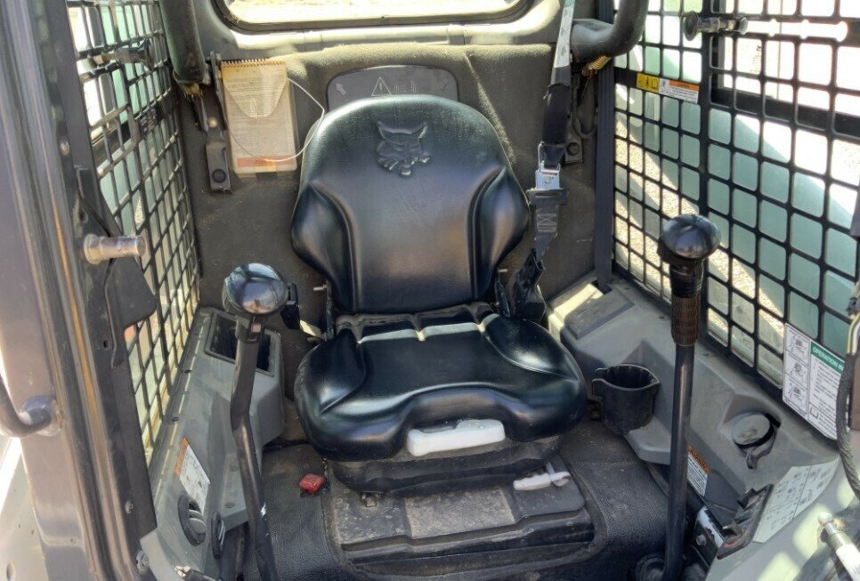 2015 BOBCAT S590 SKID STEER