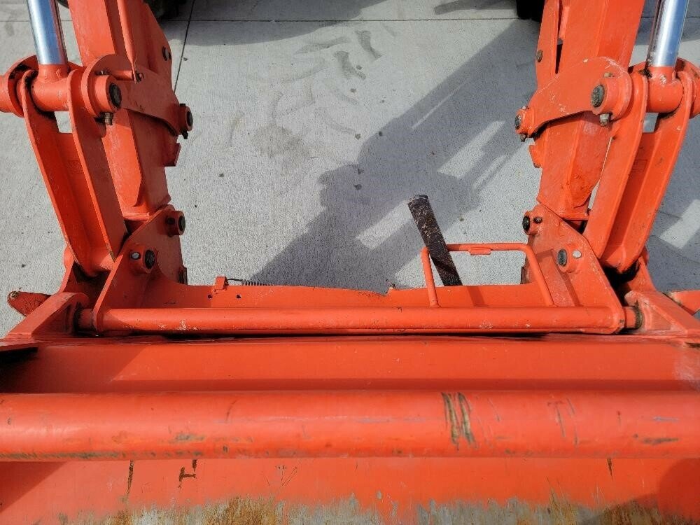 2014 KUBOTA M6-131 MFWD TRACTOR W/LOADER LOADER (WHEELED)