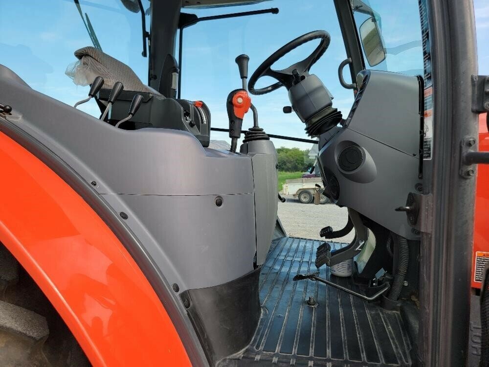 2014 KUBOTA M6-131 MFWD TRACTOR W/LOADER LOADER (WHEELED)