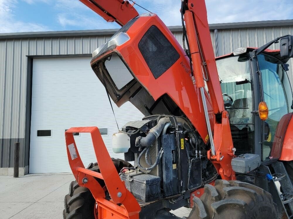 2014 KUBOTA M6-131 MFWD TRACTOR W/LOADER LOADER (WHEELED)