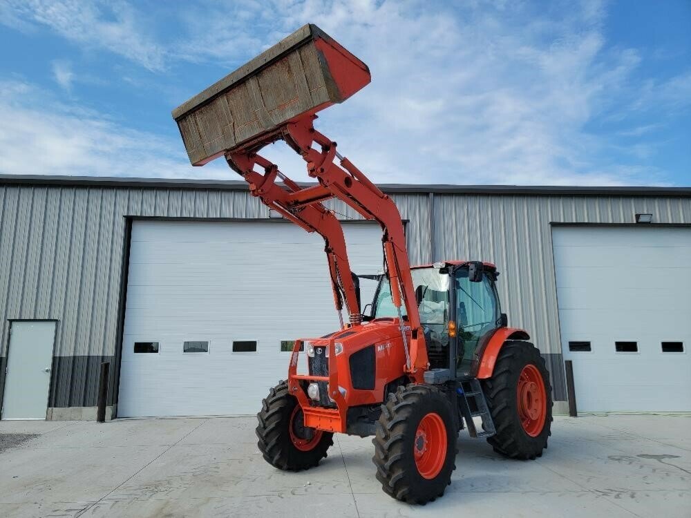 2014 KUBOTA M6-131 MFWD TRACTOR W/LOADER LOADER (WHEELED)
