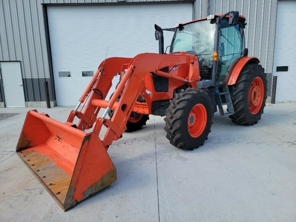 2014 KUBOTA M6-131 MFWD TRACTOR W/LOADER LOADER (WHEELED)