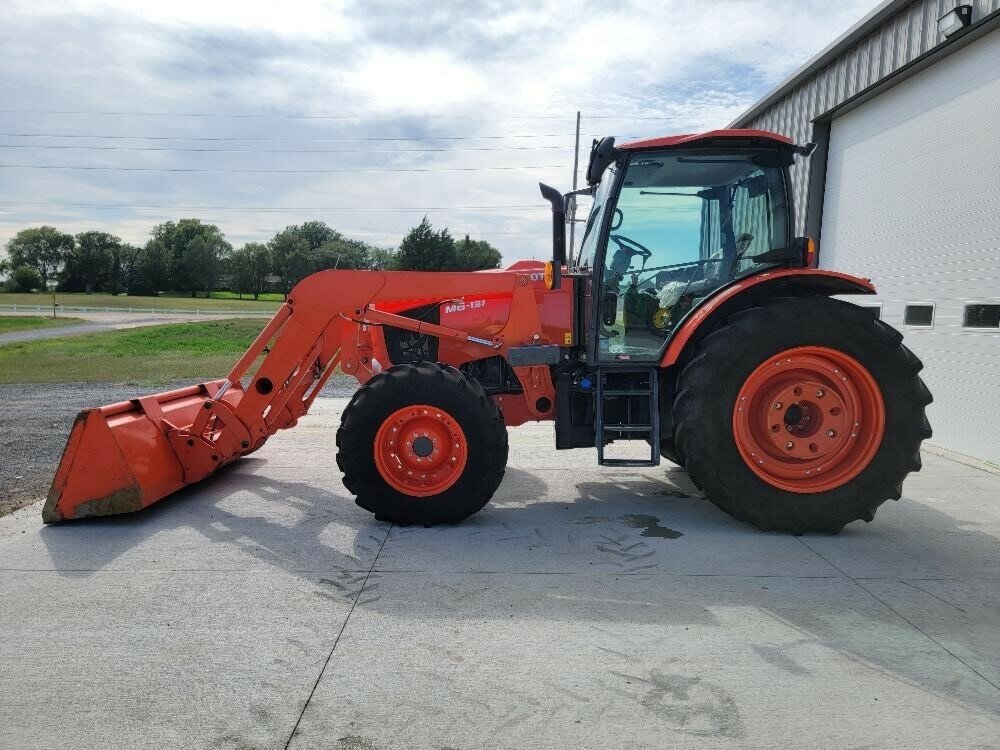 2014 KUBOTA M6-131 MFWD TRACTOR W/LOADER LOADER (WHEELED)