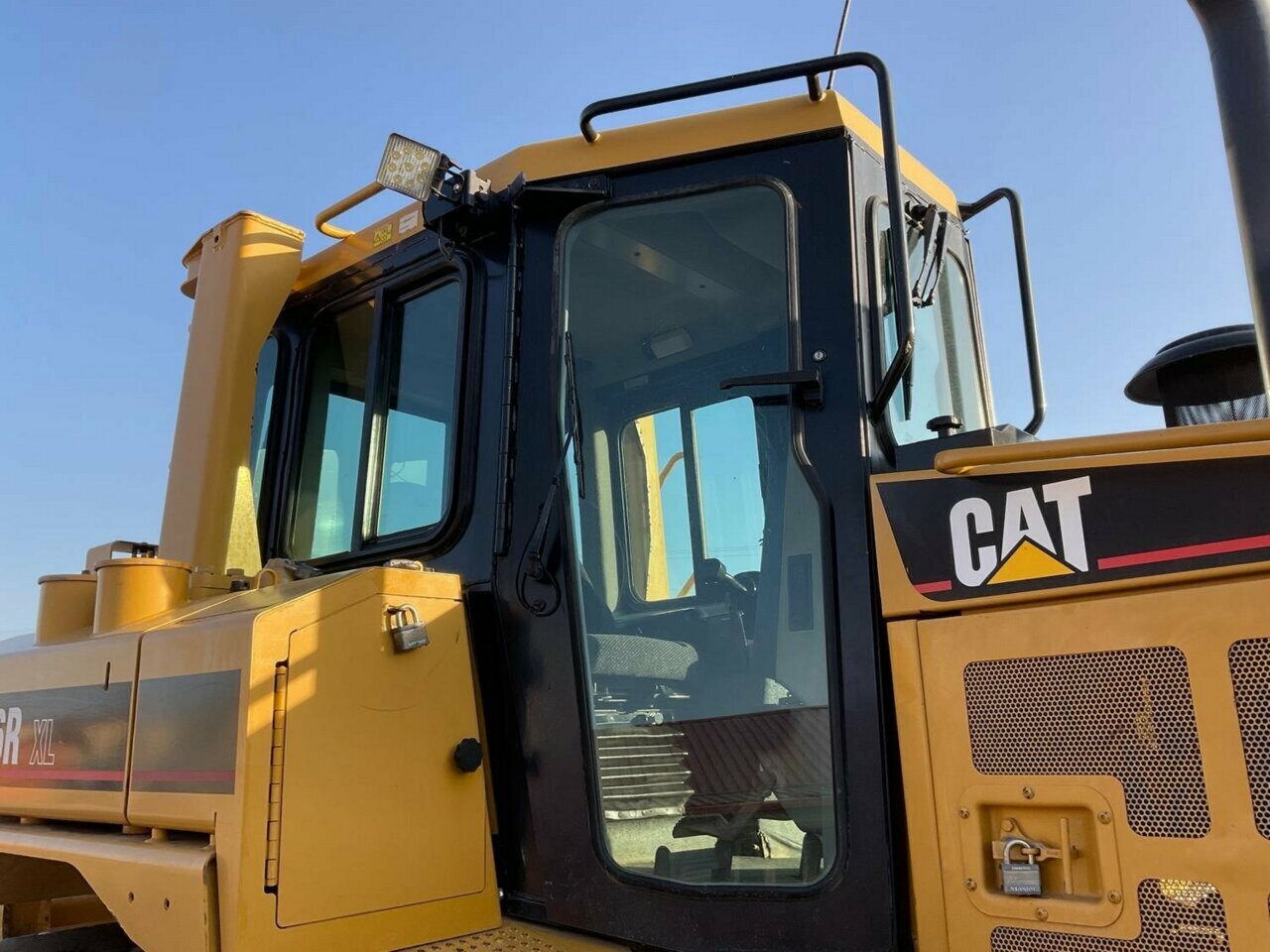2007 CATERPILLAR D6R XL SERIES III DOZER