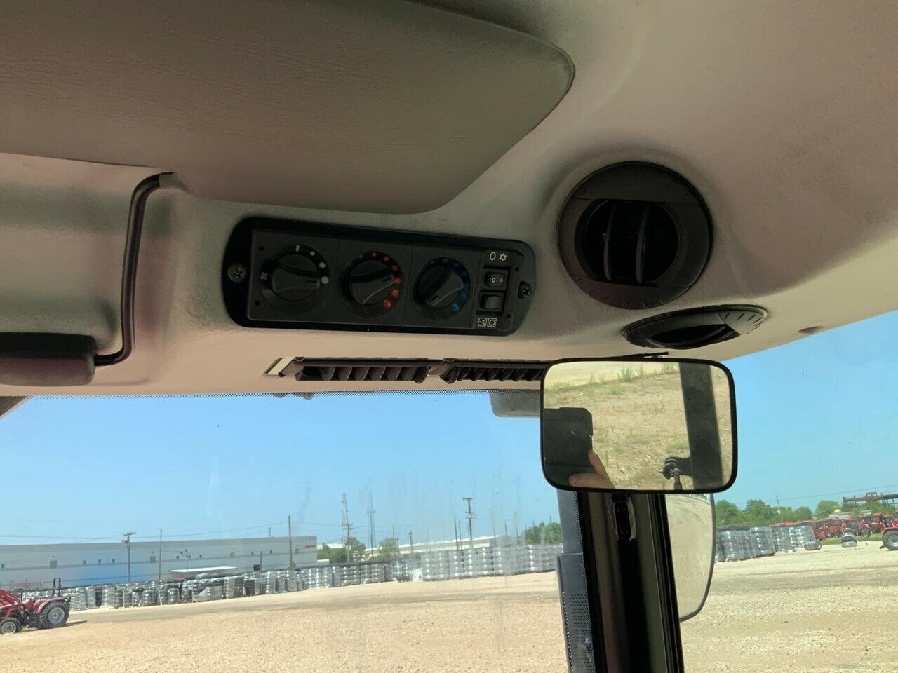 2019 MAHINDRA 8100 PST LOADER (WHEELED)
